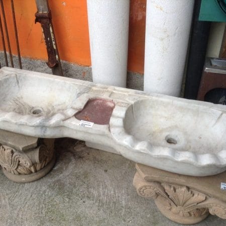 Lavandino doppio in marmo bianco di Carrara