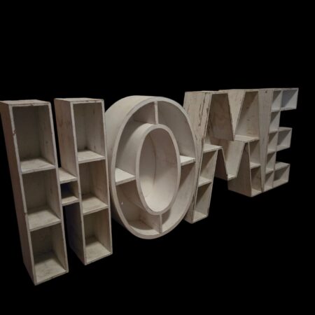 set di 4 scaffali da parete in legno altezza 67 cm che compongono la scritta Home