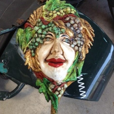 Maschera veneziana artigianale in cartapesta decorata