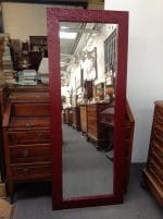 03979_1.jpg specchio rettangolare a figura intera con rivestimento in similpelle bordeaux