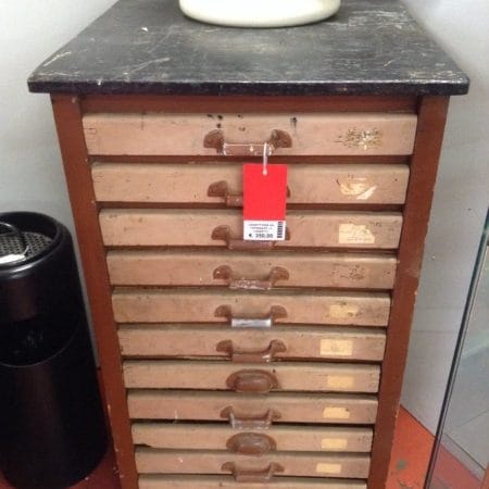 Cassettiera da tipografo in legno a 12 cassetti, complemento d'arredo vintage