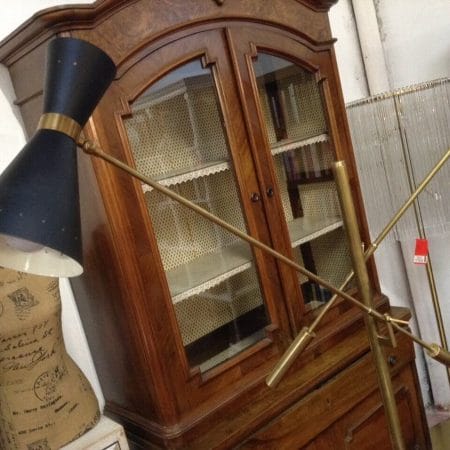 Piantana Biennale 2 coni stile Mid-Century in ottone e alluminio