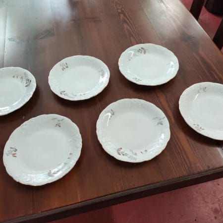 Set da 6 piattini in porcellana polacca con decoro floreale e bordo in oro zecchino