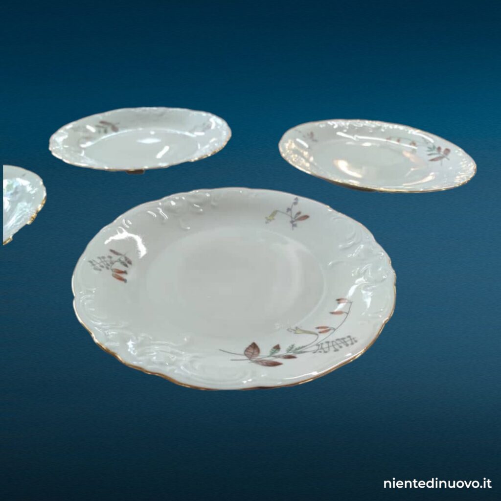 Set da 6 piattini in porcellana polacca con decoro floreale e bordo in oro zecchino
