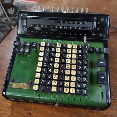 Calcolatore meccanico Mercedes Mod.21