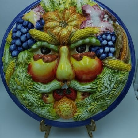 Bacco in ceramica dipinta a mano di Bassano - decorazione da muro