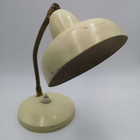Lampada vintage da comodino snodabile in metallo panna