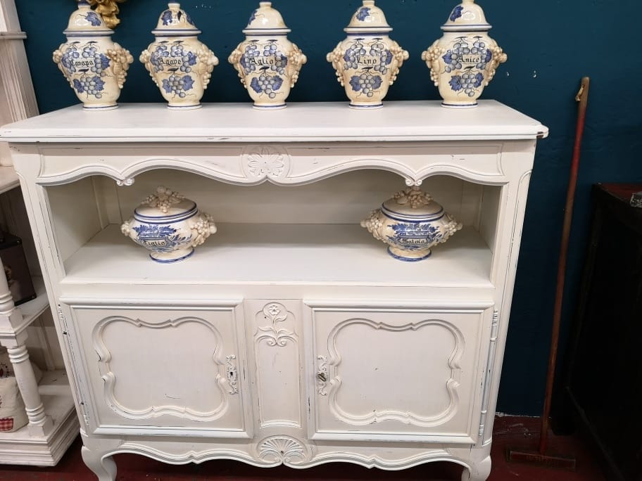 39254.jpg Credenza provenzale in ciliegio laccata