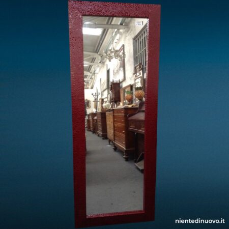 Specchio rettangolare rivestito in similpelle bordeaux