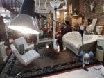 Lampada a snodo cromata anni '70 con cappello nero e panna