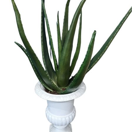 Vaso in ghisa a calice con aloe artificiale