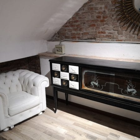 Credenza sideboard midcentury in stile Ulrich con vetri incisi
