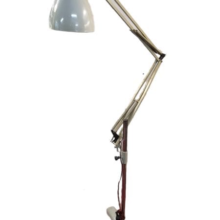 Lampada piantana in metallo vintage con rotelle e paralume smaltato