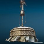 Lampadario artigianale in ottone con saliscendi