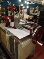 39869_1.jpg Affettatrice a volano Omega 370 d'epoca in ottime condizioni, con lama da 370 mm e motore elettrico trifase