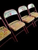 04390_3.jpg Sedia in metallo pieghevole vintage decorata con motivi pubblicitari