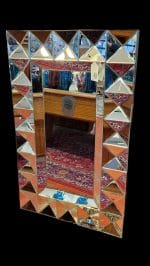 Specchiera sfaccettata con cornice a specchi
