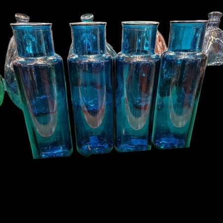 Vaso cilindro blu in vetro riciclato