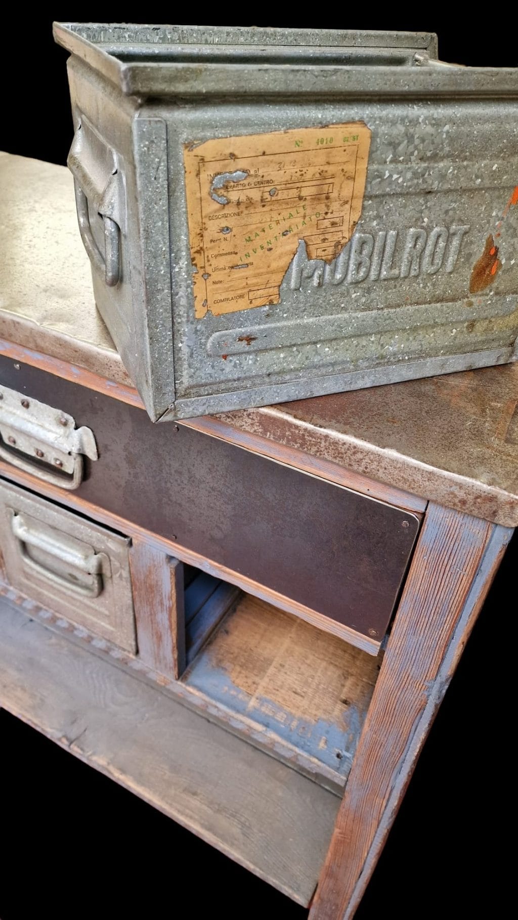 Mobile cassetti industrial originale in legno e ferro