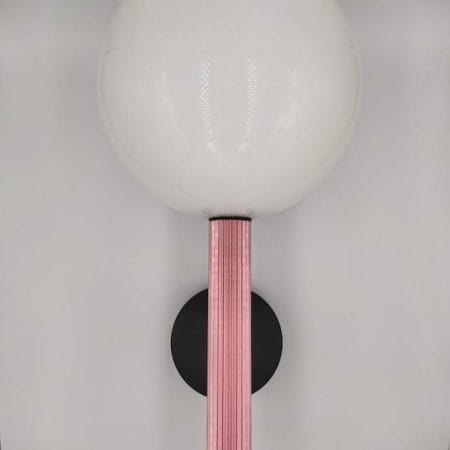 Lampada a parete in vetro di Murano con struttura in alluminio rosa – versione a scelta