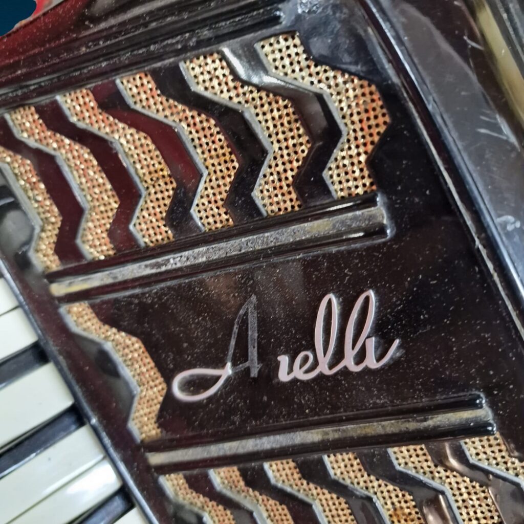 Fisarmonica Anelli made in Italy con borsa originale