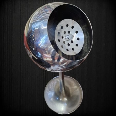 Posacenere vintage anni '60 Goffredo Reggiani in metallo con chiusura magnetica