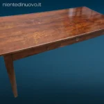 40398_2 Tavolo rettangolare in legno massello dei primi 900 con cassetto centrale e gambe dritte