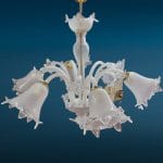 Lampadario veneziano di Murano a 6 luci con decoro floreale in vetro satinato