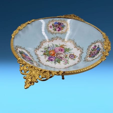 Centrotavola in porcellana Limoges e bronzo