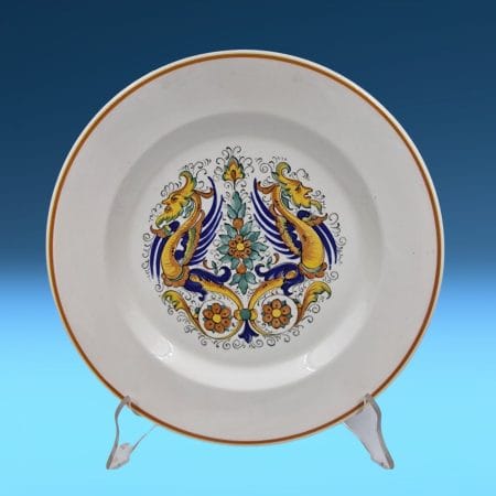 Piatto raffaellesco in ceramica di Deruta