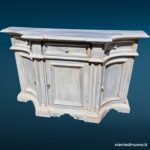 Credenza in legno decapato stile provenzale, 3 ante e cassetto