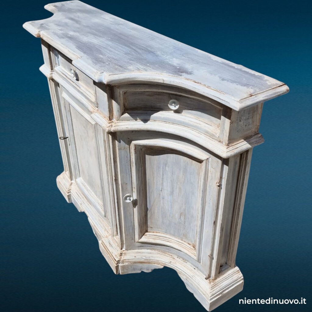 Credenza in legno decapato stile provenzale, 3 ante e cassetto