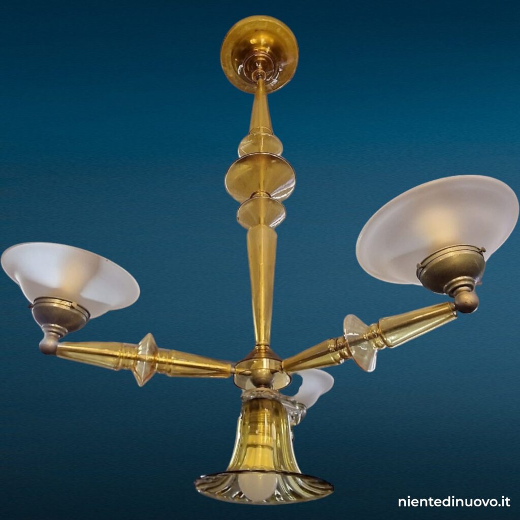 04597 Lampadario veneziano in vetro anni ’40 con bracci gialli soffiati e 4 luci