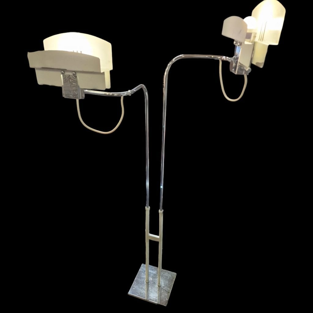 lampada piantana vintage anni 70 con doppia accensione e diffusori in metallo