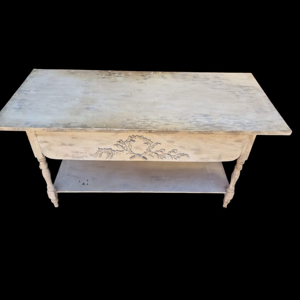 Mobile bancone provenzale in stile shabby chic con finitura chiara e dettagli vintage