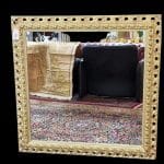 Specchiera quadrata cornice oro lavorata in perfette condizioni