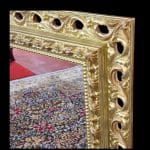 Specchiera quadrata cornice oro lavorata in perfette condizioni