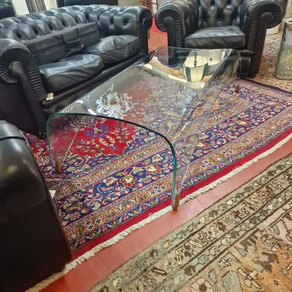Coffee table Fiam modello Genio in vetro curvato, design firmato Iosa Ghini, in condizioni perfette