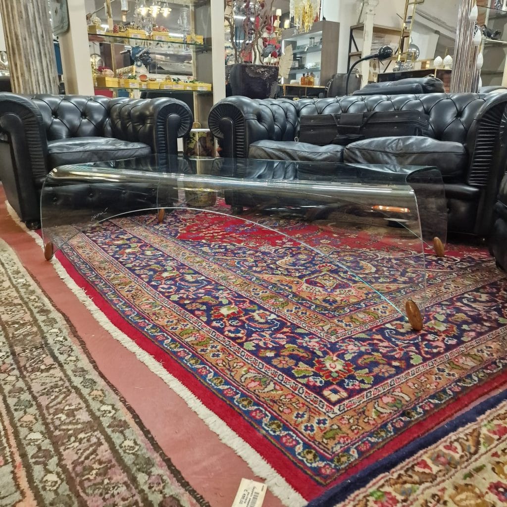 Coffee table Fiam modello Genio in vetro curvato, design firmato Iosa Ghini, in condizioni perfette