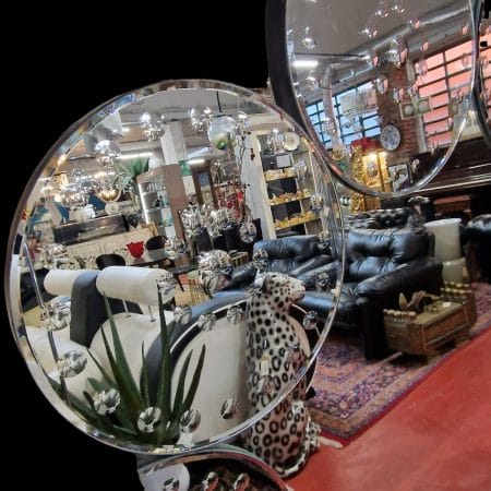 Specchio design Concentric con specchi rotondi lavorati montati su struttura modulare