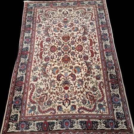 Tappeto persiano Isfahan originale certificato con motivi floreali e vello in buone condizioni