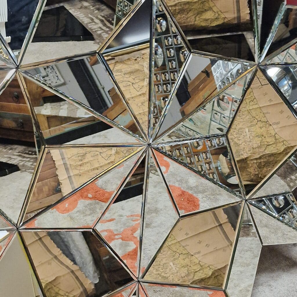 Specchio Kare Design Origami Star con 42 lastre di vetro specchiato e bisellato