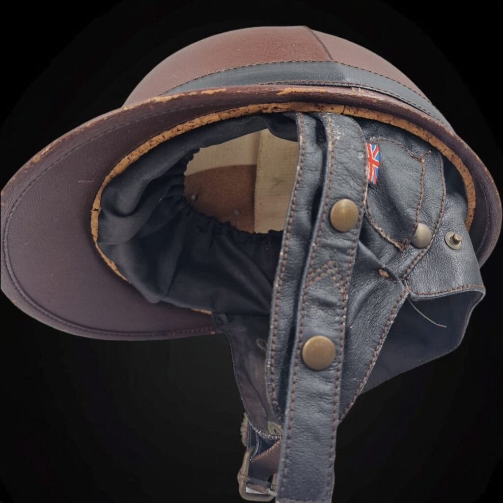 Casco Belstaff originale anni 80 in pelle vintage, in ottime condizioni