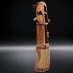 41019_6.jpg Vecchio strumento musicale etnico artigianale privo di corde