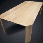 Tavolo design in rovere naturale massello