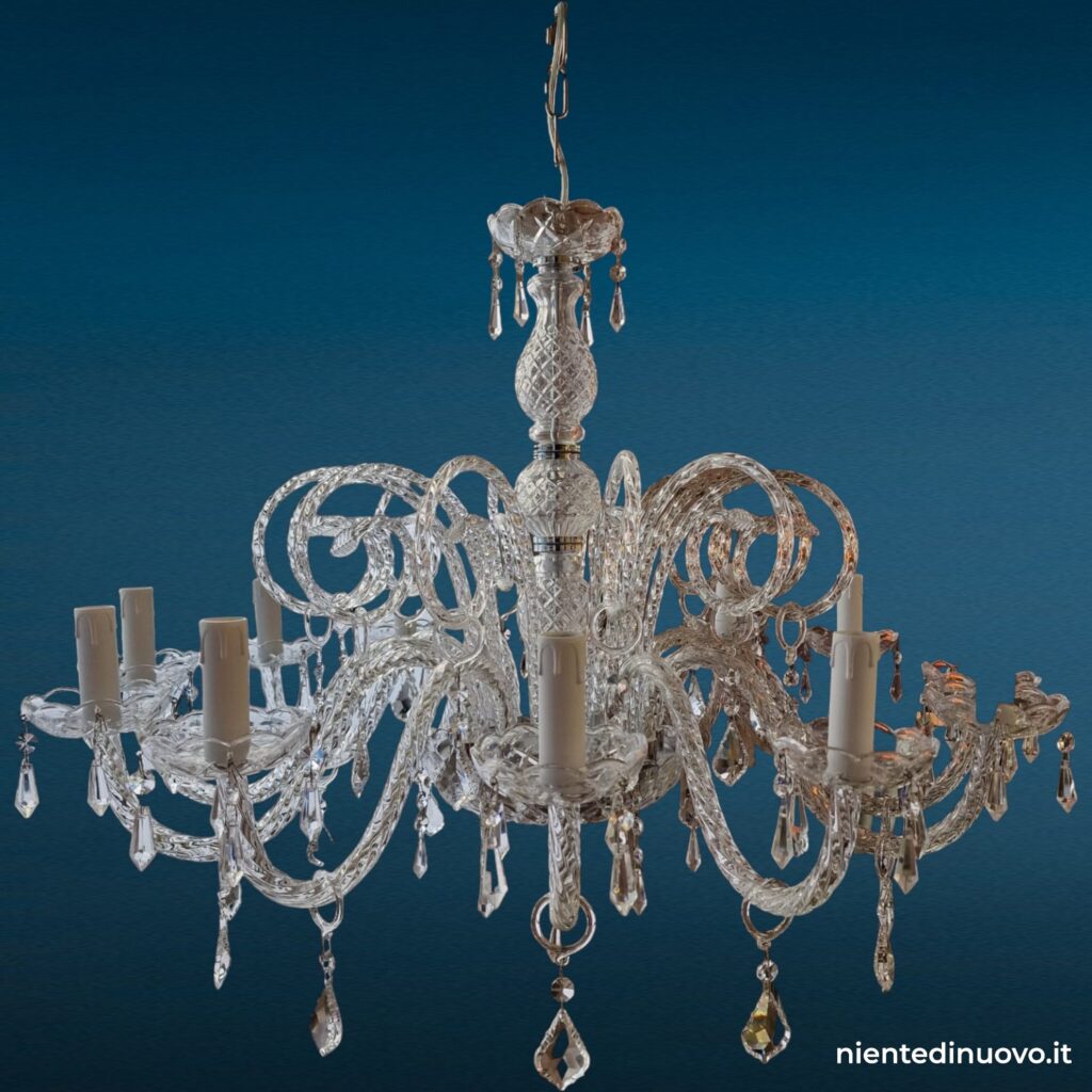 Lampadario in cristallo a 12 luci con attacchi E14