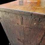 antico como canterano del 700 restaurato