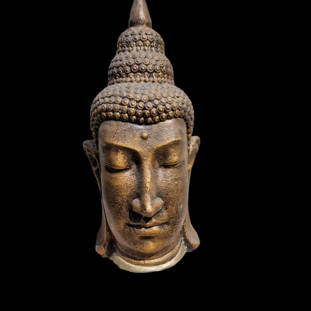 Testa di Buddha in terracotta