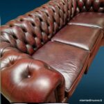 Divano Chesterfield tre posti in pelle - Winchester