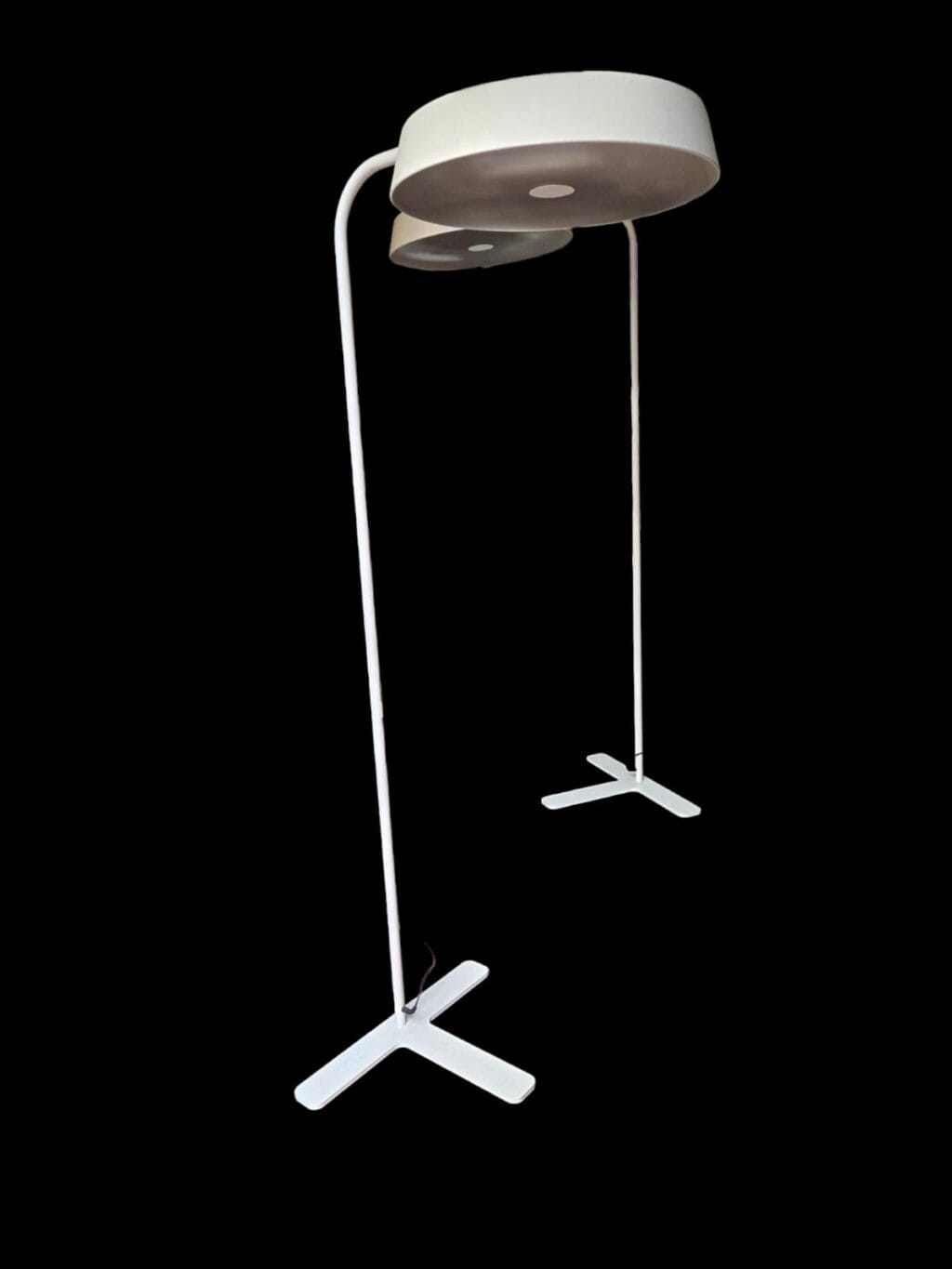 Lampada da terra Belux Koi 12 disegnata da Naoto Fukasawa